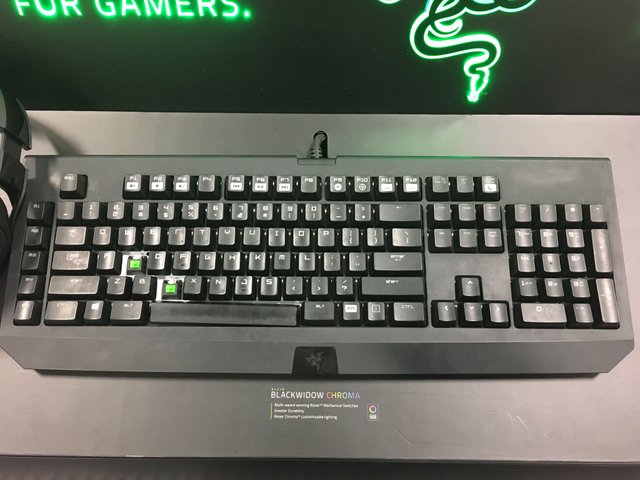 Razer_Blackwidow_Chroma_1_2017-01-01.jpg