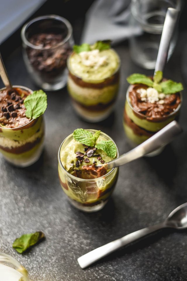 Raw Mint Chocolate Chip Avocado Mousse Cup (5).jpg