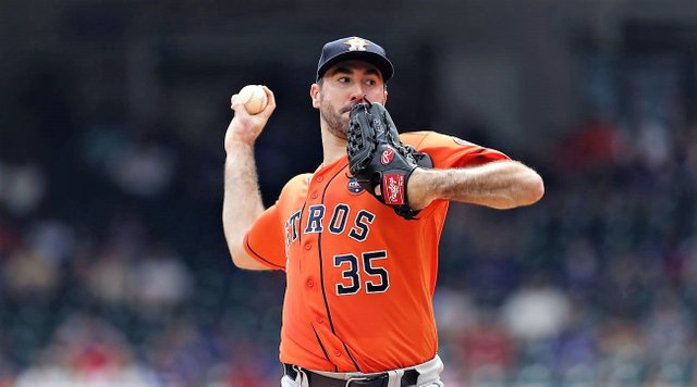 justin-verlander-case-for.jpg