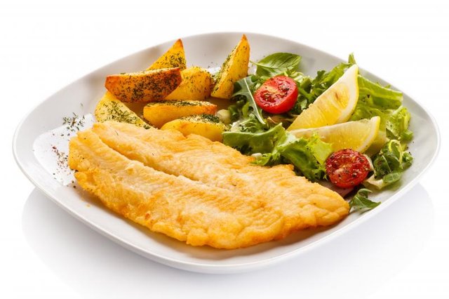 fish-dish---fried-fish-fillet-and-vegetables.jpg