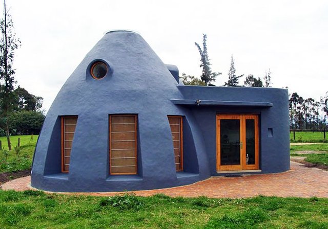 inhabitat earthbag house.jpg