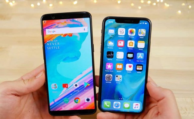 iphone-x-oneplus-5t-768x472.jpg