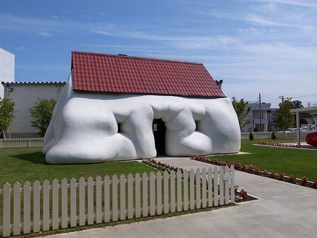 funny-house-white.jpg