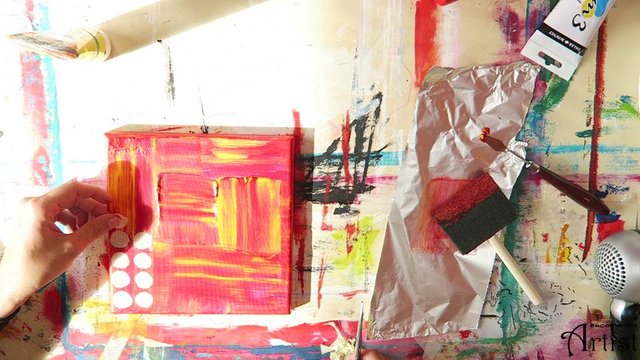 BecomeTheArtist-ArtLesson19-AcrylicAbstractLoveSeries#01-04.jpg