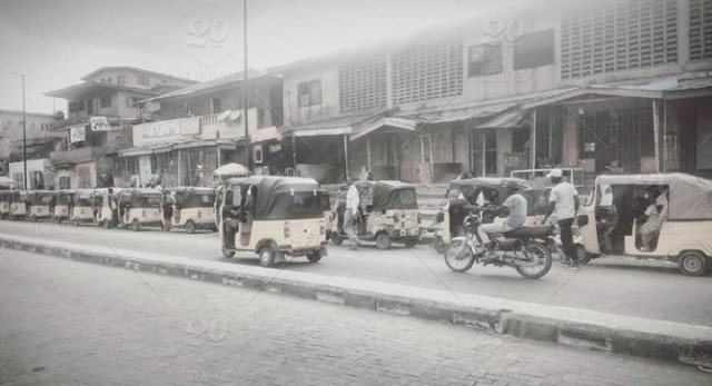 stock-photo-vintage-life-moving-lagos-nigeria-progressive-82ec4066-30d5-442f-a606-ee265fc44fa2.jpg