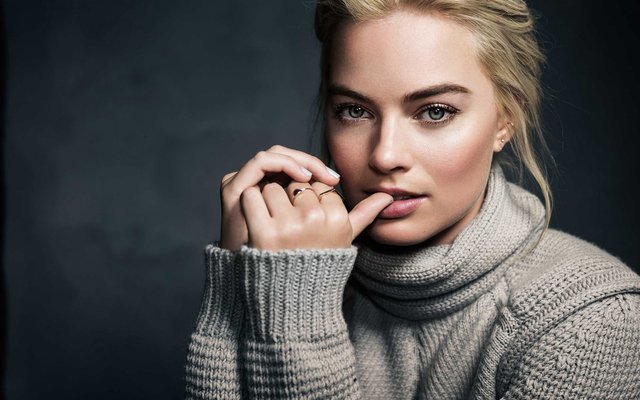 margot-robbie-marian.jpg