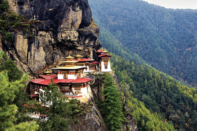 Tigers-Nest-Monastery-in-Paro-Bhutan.jpg