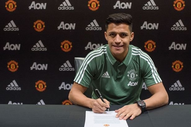 Manchester-United-Unveil-New-Signing-Alexis-Sanchez.jpg