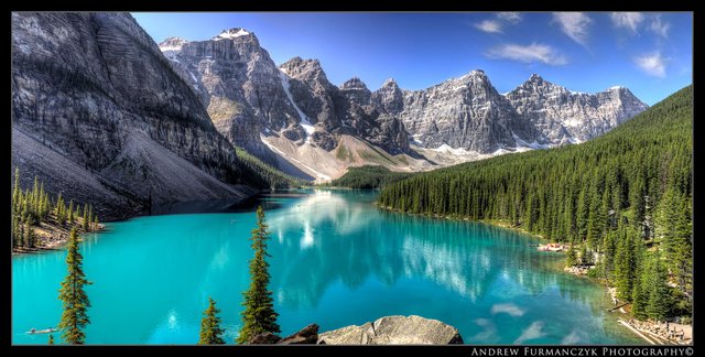 Lake Moraine Pano1 S.jpg