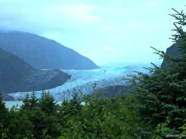 mendenhall-glacier-juneau-alaska.jpg