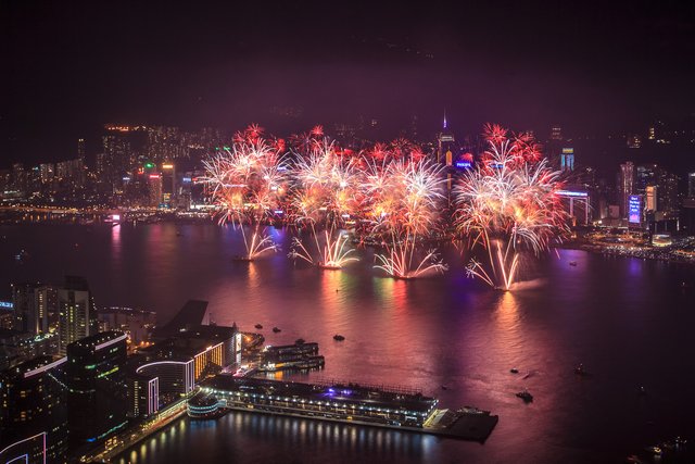 Chinese-new-year-firework-2.jpg