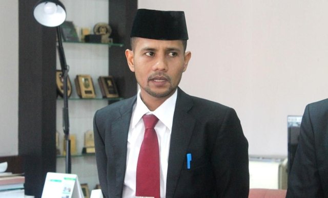 Ketua DPRA Tgk. Muharuddin (1).jpg