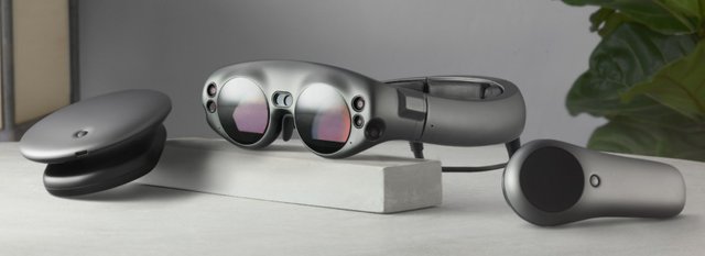 Magic-Leap-gear.jpg