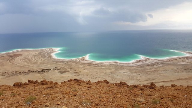 dead-sea-2115955_1920.jpg