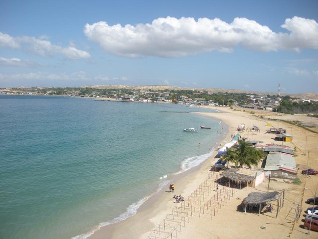 Playa Fortin de Araya.jpg