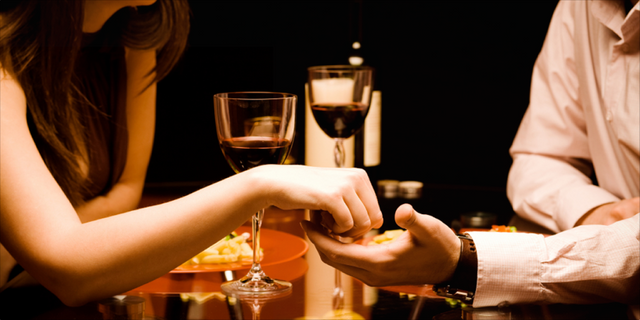 Romantic-Dinner-Service-Palm-Beach-1024x512.png