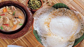 Appam_and_Chicken_Stew20131126121303_88_1.jpg