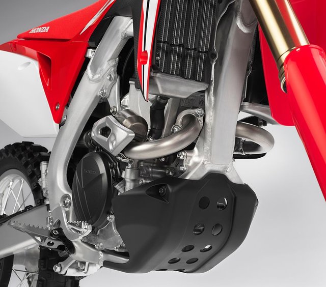 18_CRF250R_DUAL_HEADER_RT.jpg