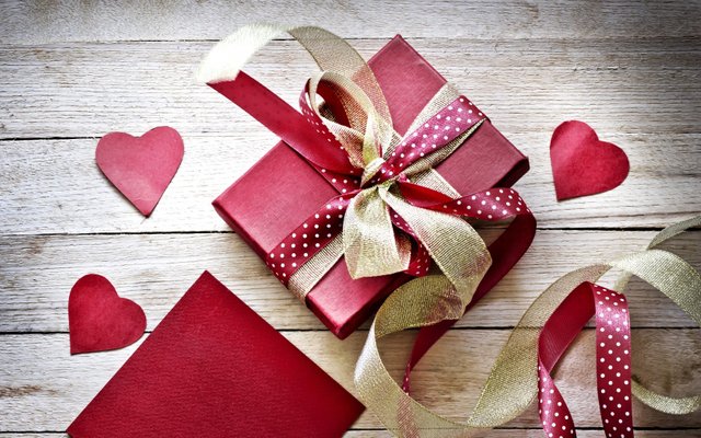 valentines-day-gift-box-ribbon-hearts-love-1.jpg