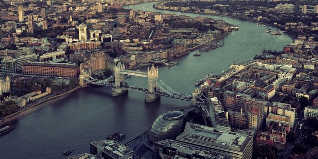 london-city-768x384.jpg