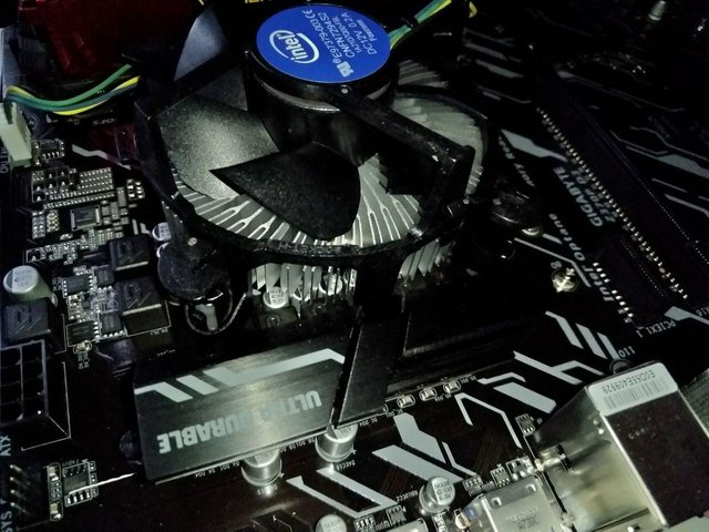 installing fan1.jpg