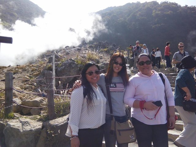 hokane w cousins.jpg