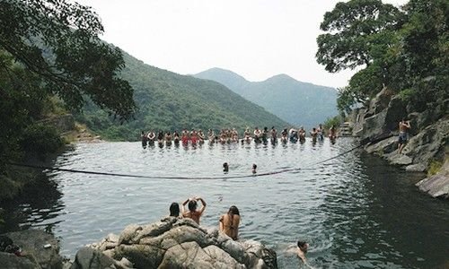 Tai-O-Lantau-infinity-pool-in-Hong-Kong.jpg