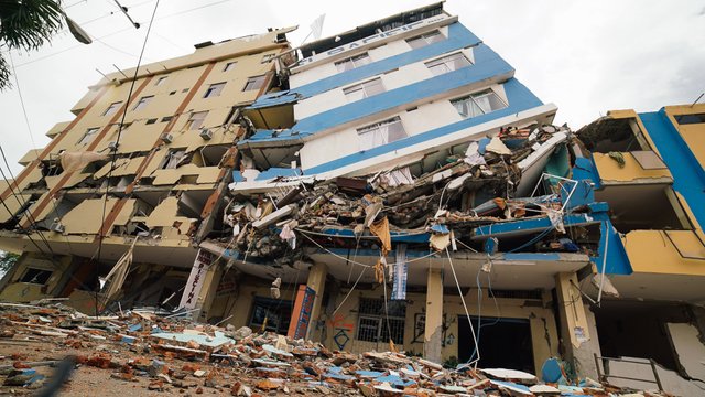 ecuadorearthquake2016-4.jpg