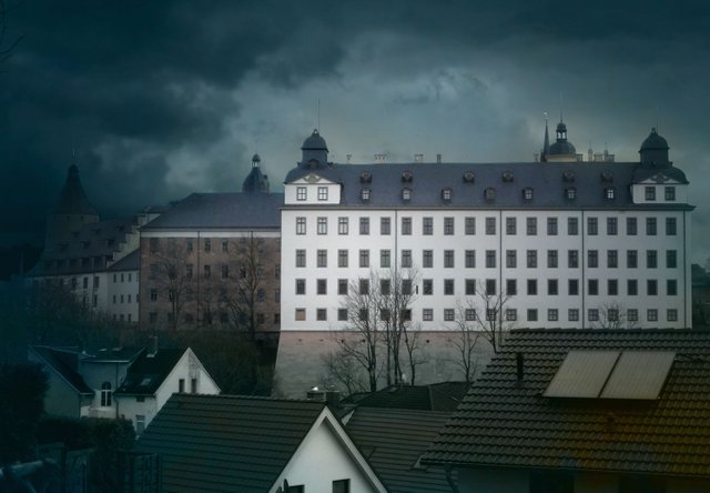 schloss.jpg