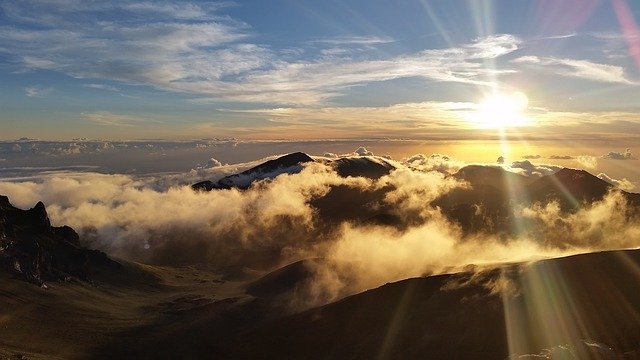 haleakala-1926875_640.jpg