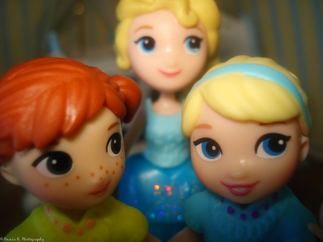 Frozen-Elsa-Anna-11.jpg