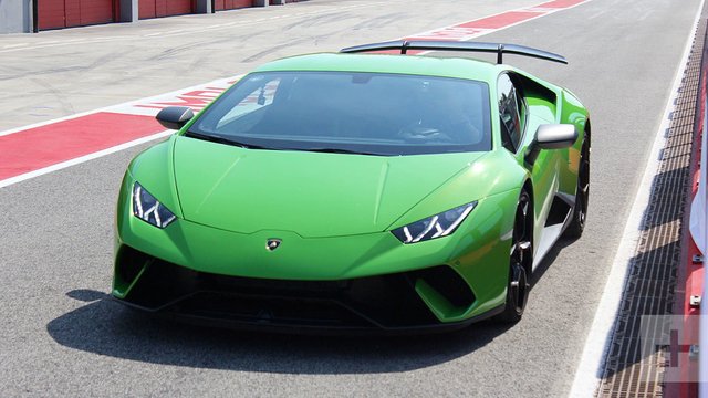 Lamborghini Huracán.jpg