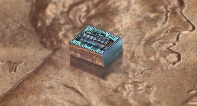 Hajimiri Lensless chip on penny CROP1600.jpg