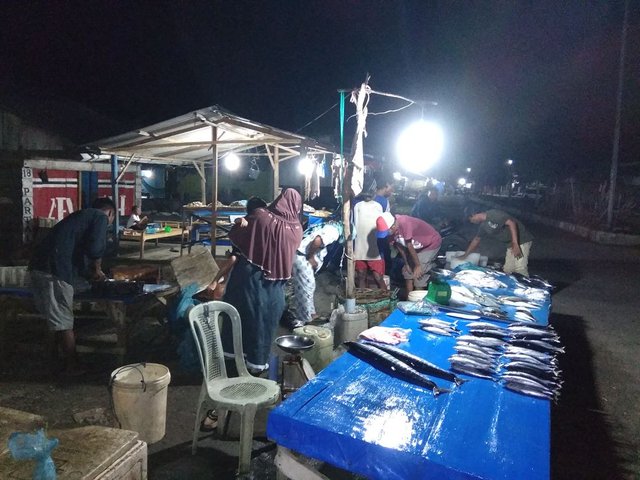 Pasar Ikan Malam2.jpg