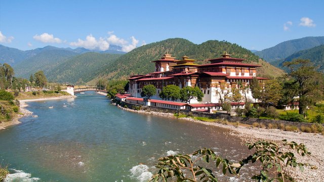 Punakha-Dzong-punakha-bhutan.jpg