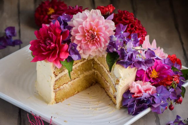 Triple-Layer-Vanilla-Velvet-Valentine-Cake.-2.jpg