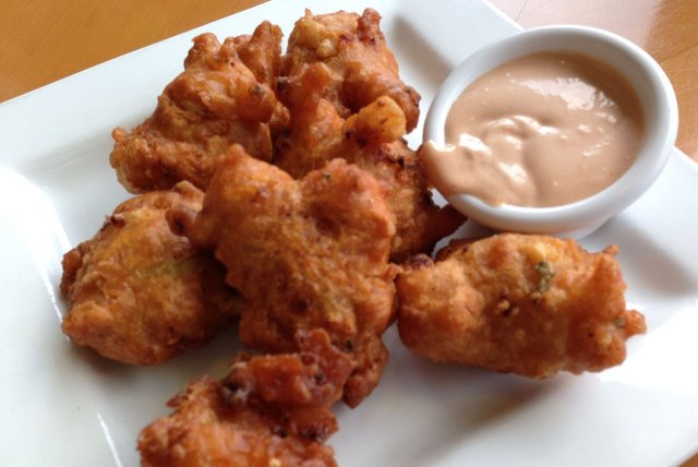 Bahamian Conch Fritters2_topfactro.jpg