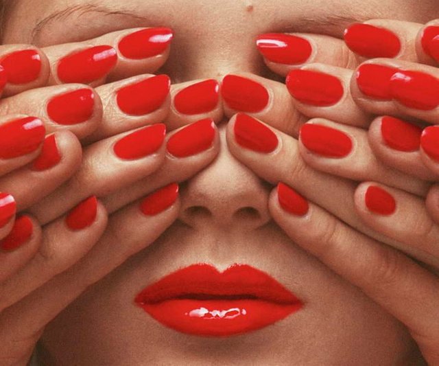 by-Guy-Bourdin.jpg