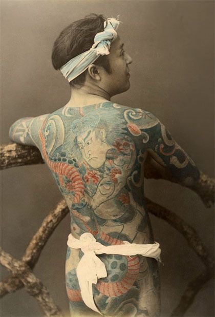 e550bf0ff54c9fd12a3645396e0014ba--vintage-tattoos-tattooed-man.jpg