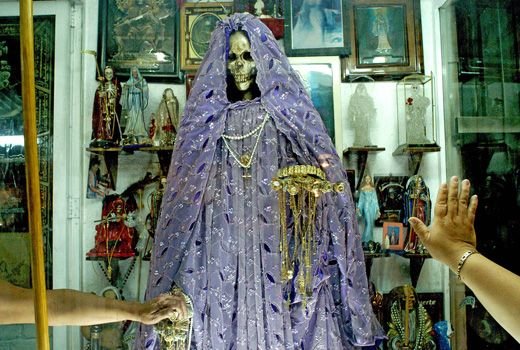 SantaMuerte2-m.jpg