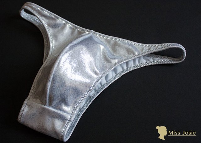 posingslip-weiss-silber.jpg