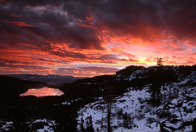 Donner Lake Sunrise 4.jpg