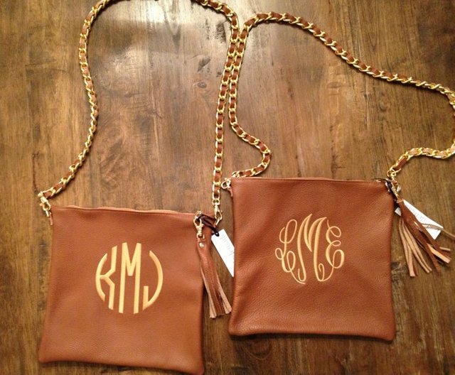 549a207f6502ca5a824b57ba9dc529ab--monogram-bags-monogrammed-purses.jpg