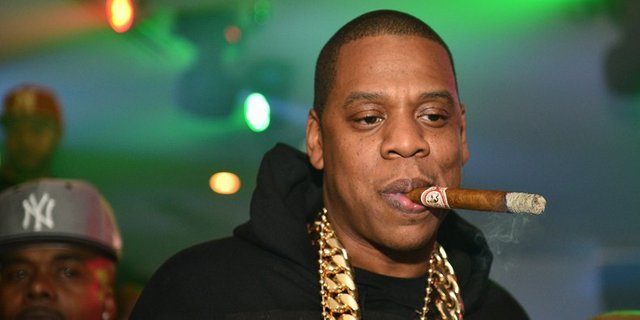 JAYZ_Cigar_2013.jpg