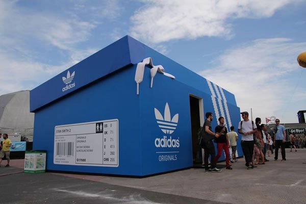 adidas-pop-up-store-1.jpg