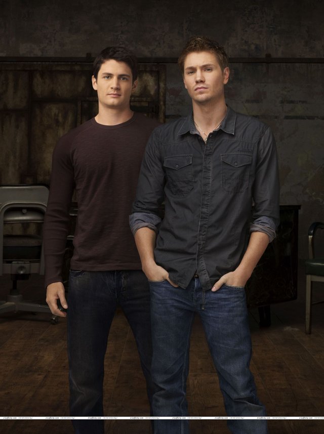 Lucas-nathan-scott-one-tree-hill-24100755-1910-2560.jpg