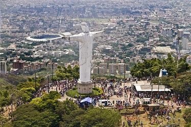 monumento_cristo_rey_cali_colombia.jpg