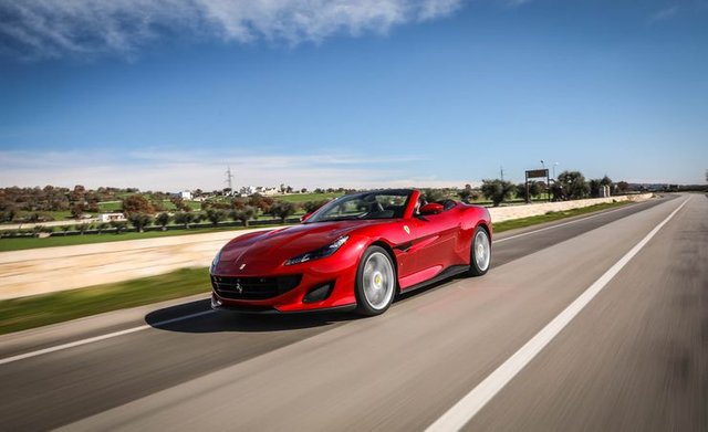 2018-Ferrari-Portofino-101-1.jpg