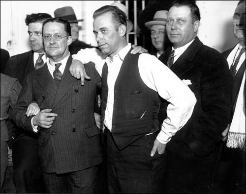 Dillinger-News-Conference.jpg