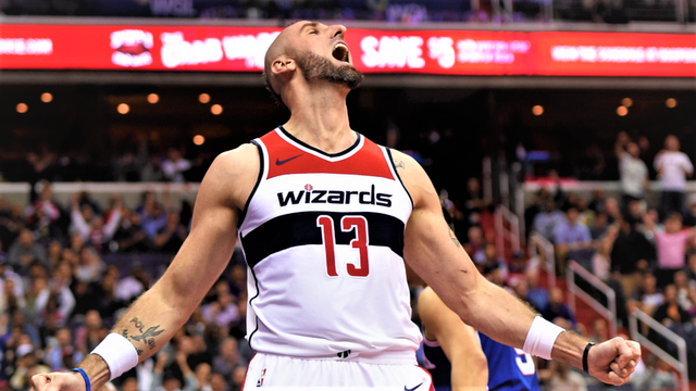 marcin-gortat-76ers-ap.png